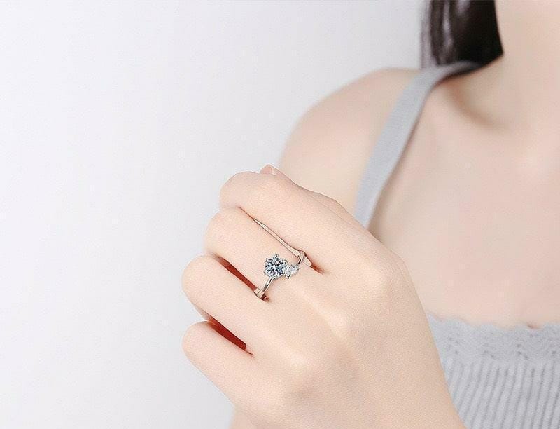 Elegant Cubic Zirconia Adjustable Ring