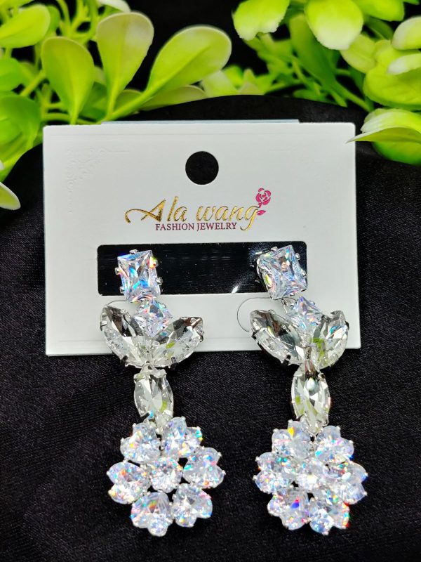 Radiant Floral Elegance Drop Earrings