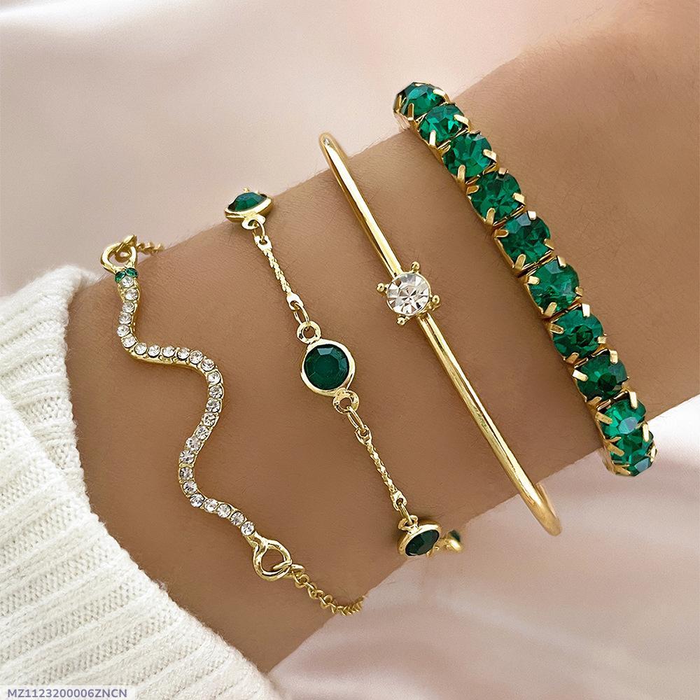 4 pcs Qul Design Gold Plated Bracelet