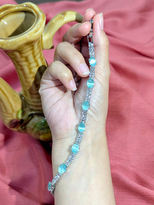 Sparkling Oval Gemstone Bracelet with Gift Box – Elegant Crystal Tennis Jewelry
